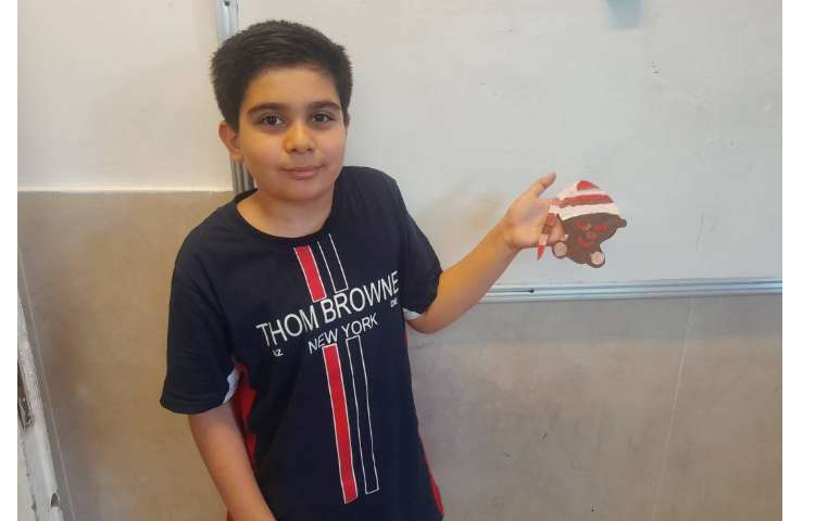 کلاس هنر(معرق کاری) پایه ی چهارم 5