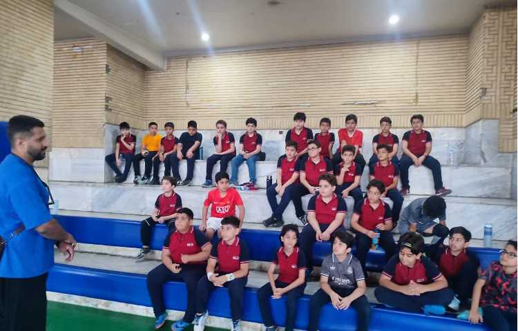 کلاس ورزش پنجم ققنوس 1 و 2