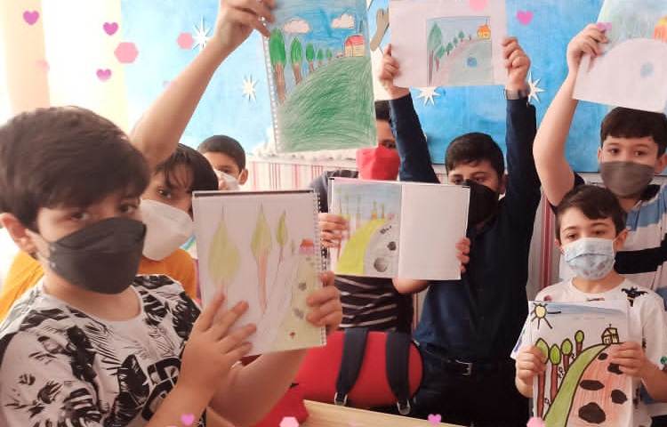 کلاس و فعالیت حضوری هنر 4