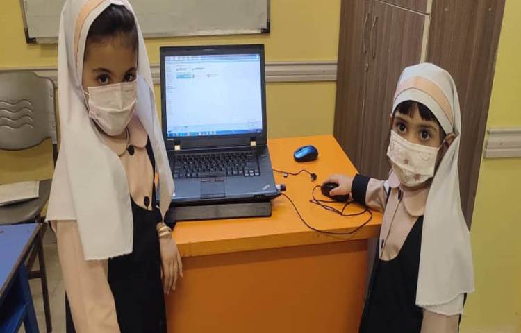 کلاس کامپیوتر آموزش مبانی کامپیوتر