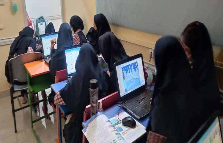 کلاس کامپیوتر آموزش نرم افزار اسکرچ 2