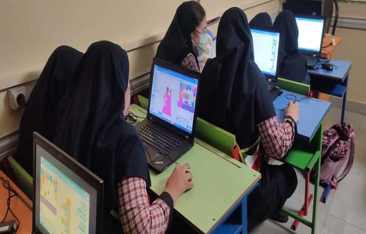 کلاس کامپیوتر آموزش نرم افزار اسکرچ 3