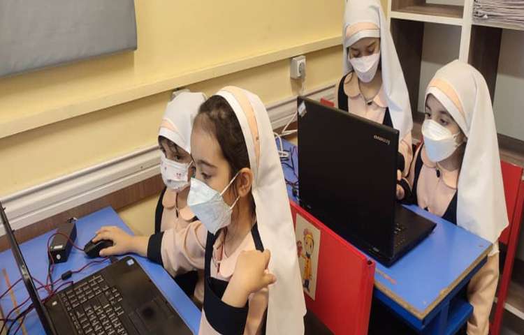 کلاس کامپیوتر آموزش نرم افزار نقاشی 6