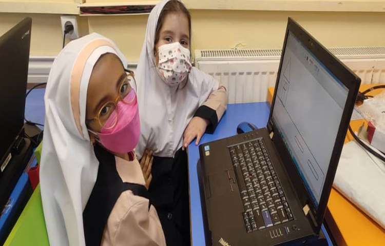 کلاس کامپیوتر آموزش نرم افزار نقاشی