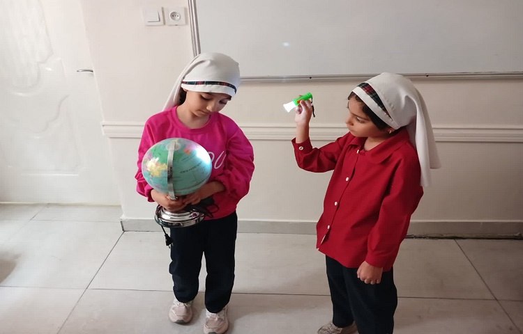 کلاس کاوشگر کوچک 2