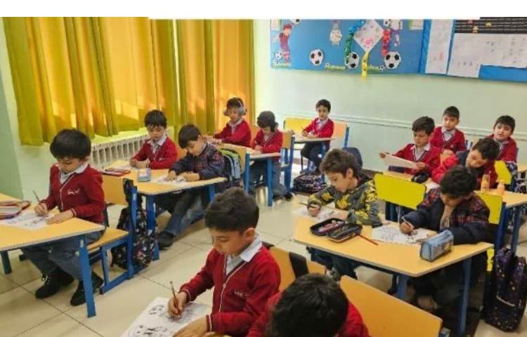 کلاژ لباس مازندران