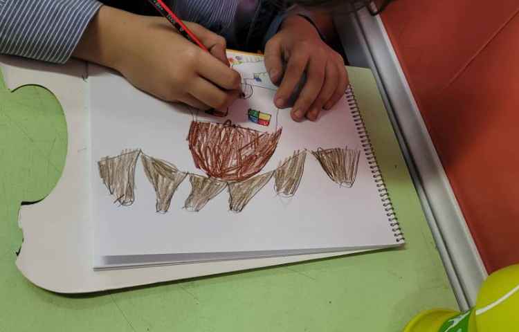 کلبه کاه گلی 7