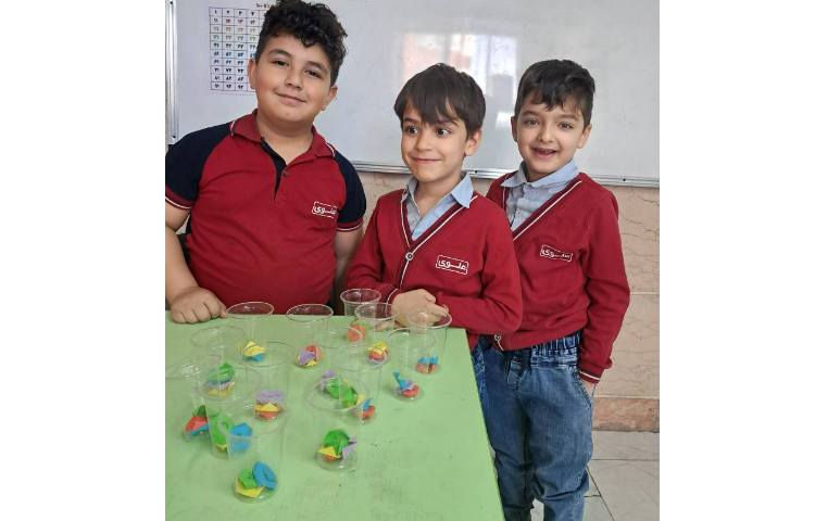 کلمه سازی با حروف درهم ریخته در لیوان 1