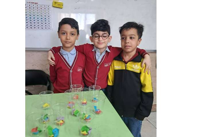 کلمه سازی با حروف درهم ریخته در لیوان 2