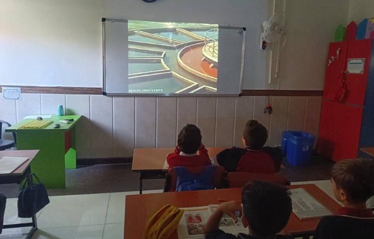 کلیپ تصویری آب و آشنایی با آب سالم و تا سالم