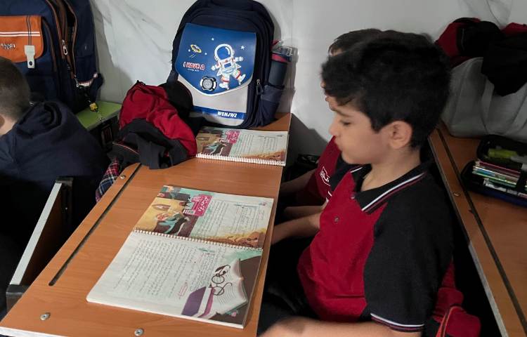 کلیپ درس فارسی بخوان و بیندیش (مورچه ریزه) 2