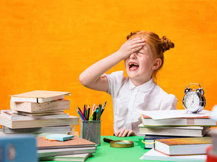 روش‌های کاهش استرس شب‌های امتحان توسط والدین