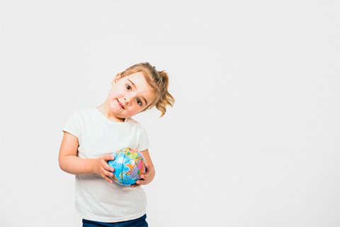 چرا کودکان دوست ندارند تنها بازی کنند؟