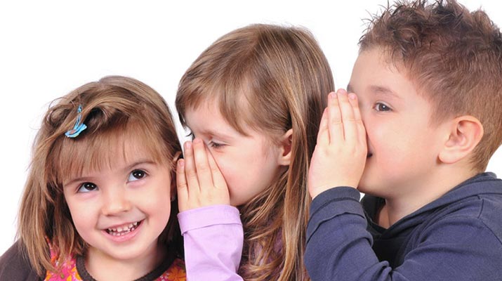 چگونه با کودکان پرحرف رفتار کنیم؟