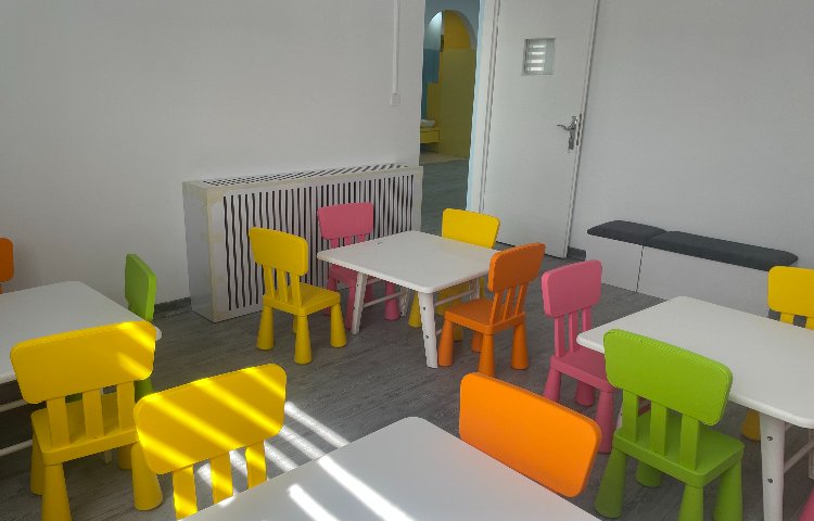 کلاس کودکستان آریاشهر تهران