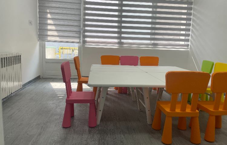 کلاس کودکستان آریاشهر تهران