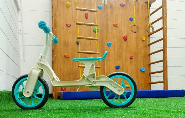 حیاط کودکستان منطقه 5 تهران - جنت آباد