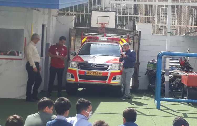 گرامیداشت روز آتش نشان 1