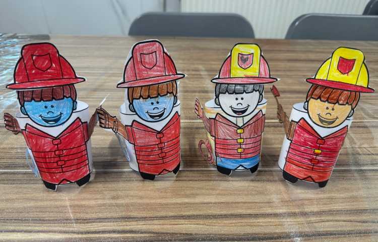 گرامیداشت روز آتش نشان 10