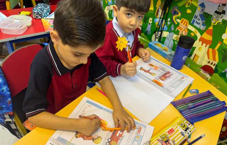 گرامیداشت روز آتش نشان 12