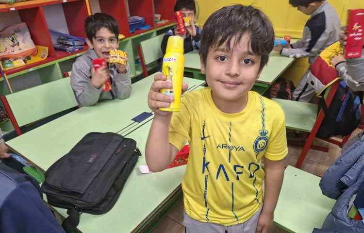 گرامیداشت روز دانش آموز 12