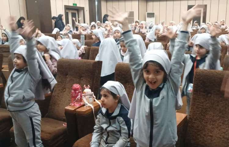 گرامیداشت روز دانش آموز 16