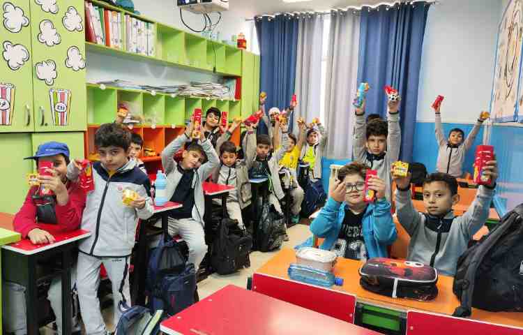 گرامیداشت روز دانش آموز 30