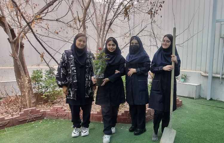 گرامیداشت روز درختکاری, روز دوستی با طبیعت 5