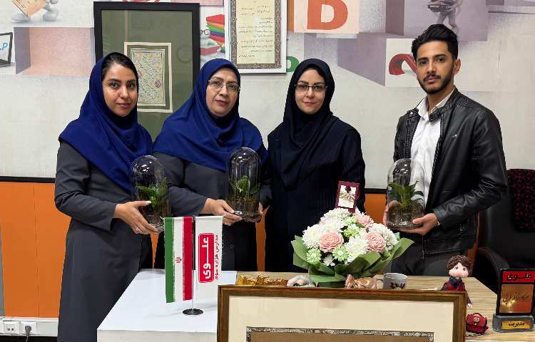 گرامیداشت روز مادر 8