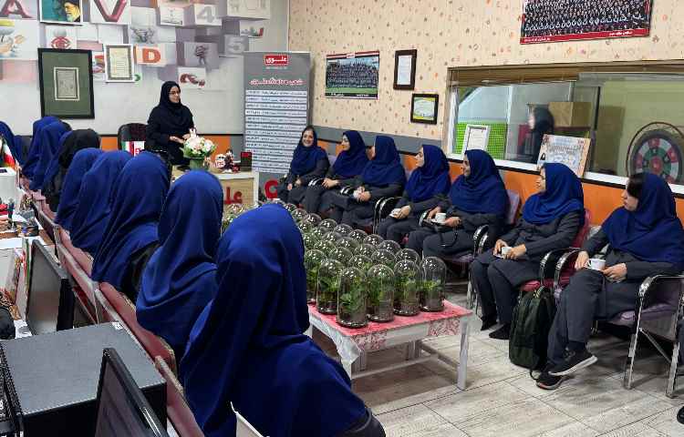 گرامیداشت روز مادر