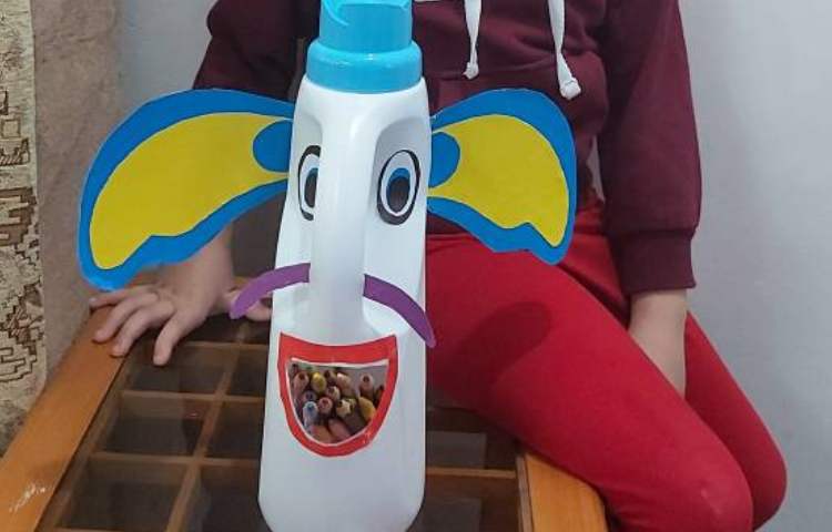 گرامیداشت روز هوای پاک دانش آموزان دوم دبستان 8