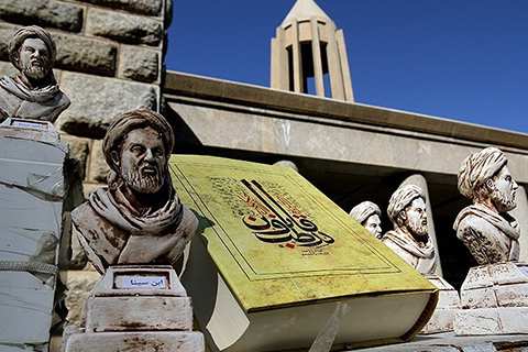 اجرای برنامه‌های گرامیداشت روز پزشک در مناطق 22 گانه‌ی تهران