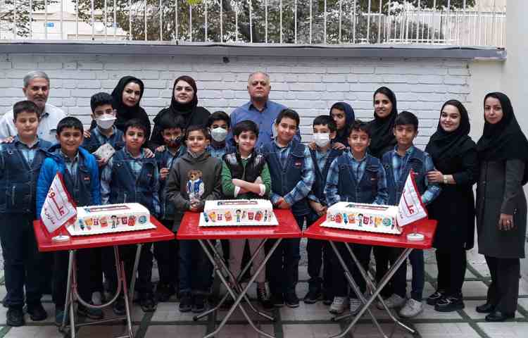 گرامیداشت 13 آبان 6