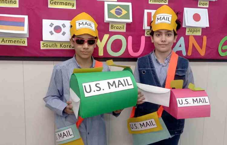 گرامیداشت Happy World Post Day 6