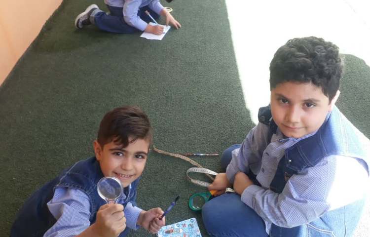 گردش علمی در حیاط مدرسه و ثبت مشاهدات 5