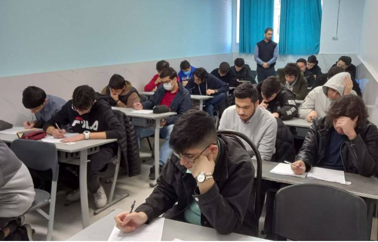 : گزارش افتخارات برتر کشوری کلاس دکتر قریب در آزمون‌های سراسری علوی 2