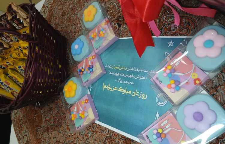 گزارش انجام فعالیت‌های روز نوجوان(شهادت شهید محمدحسین فهمیده) و13آبان روز دانش‌آموز 2