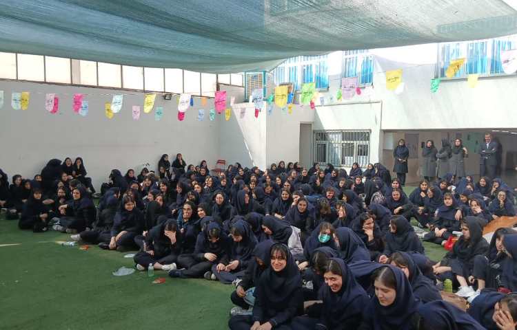 گزارش انجام فعالیت‌های روز نوجوان(شهادت شهید محمدحسین فهمیده) و13آبان روز دانش‌آموز 4