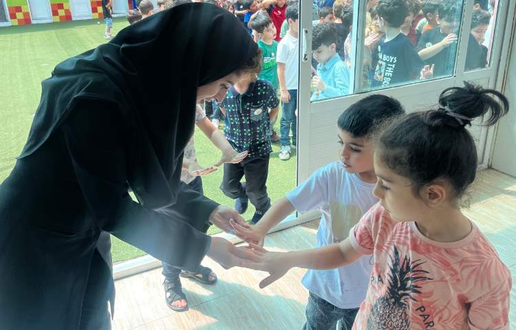 گزارش بازدید بهداشت - بررسی وضعیت ناخن دانش‌آموزان 1