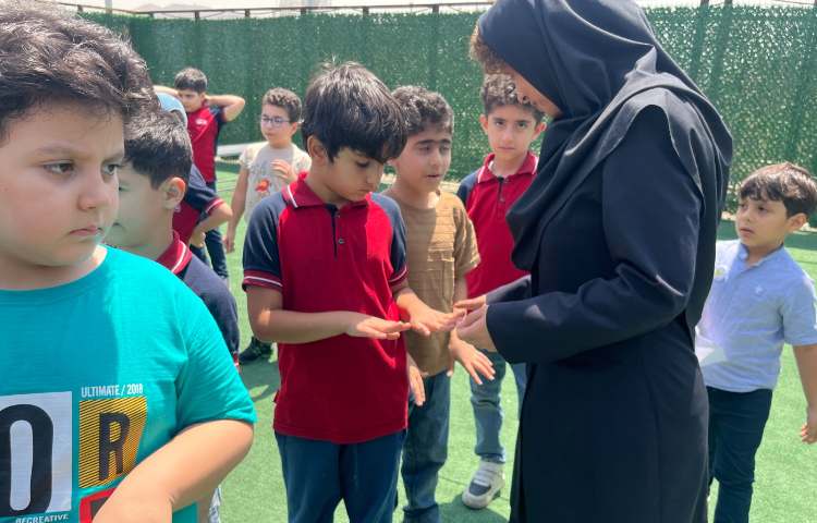 گزارش بازدید بهداشت - بررسی وضعیت ناخن دانش‌آموزان 3