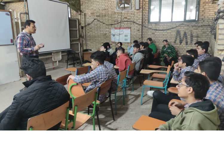 گزارش ویژه برنامه‌های فنی-مهارتی پایه نهم 10