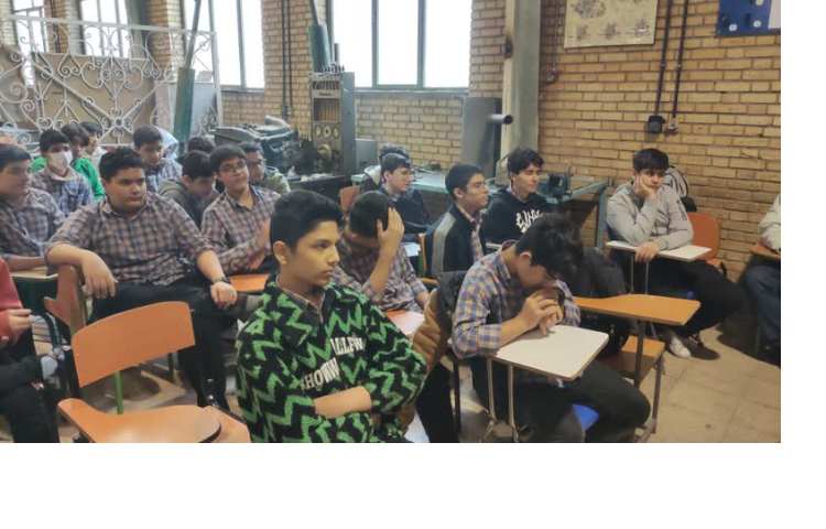 گزارش ویژه برنامه‌های فنی-مهارتی پایه نهم 5