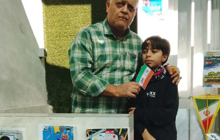 گفتمان کاندیدای شورای دانش آموزی وطرح چهارخانه تریبون آزاد 9