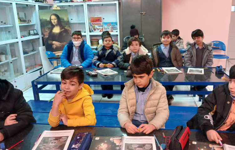 گفت و گوی اموزشی درباره ی حس بینایی و شنوایی 3