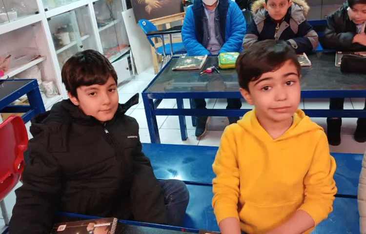 گفت و گوی اموزشی درباره ی حس بینایی و شنوایی 4