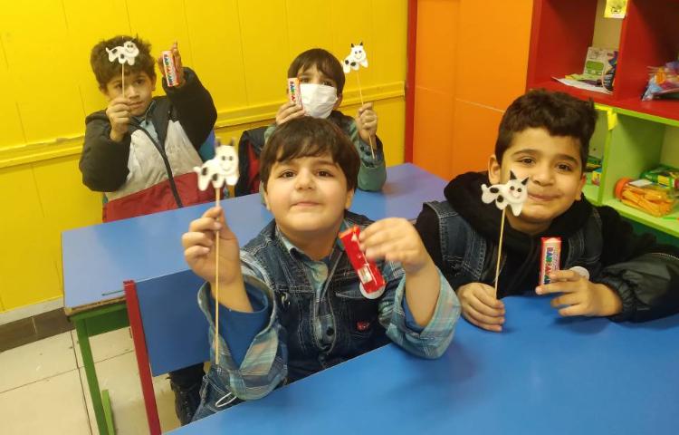 :گیفت نشانه ی (گ) و جشن اسم ایلیا جان 4