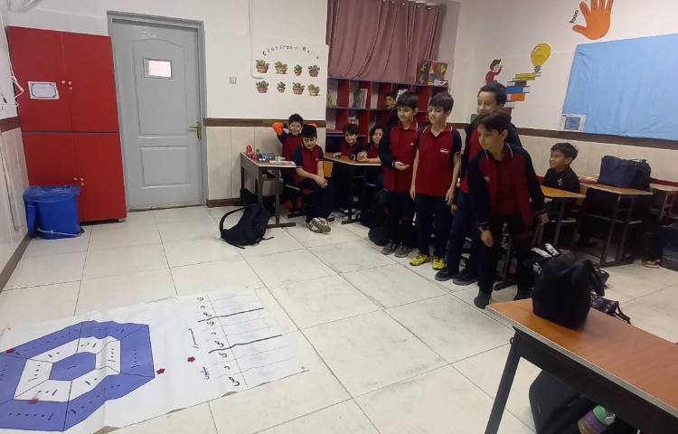 یادآوری عددنویسی در قالب بازی 4