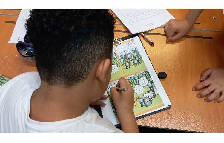 یادآوری مفهوم فعل در قالب طراحی کمیک 1