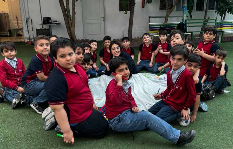 یادگاری‌های دانش‌آموزان برای معلم 1