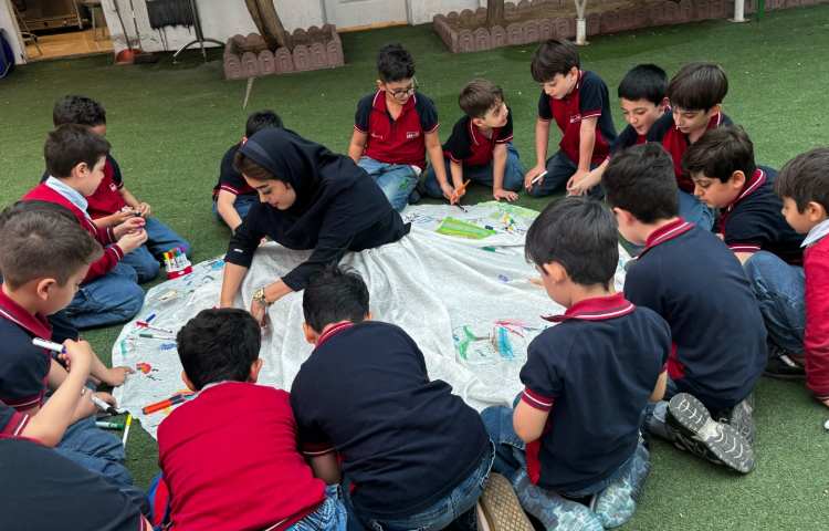 یادگاری‌های دانش‌آموزان برای معلم 2